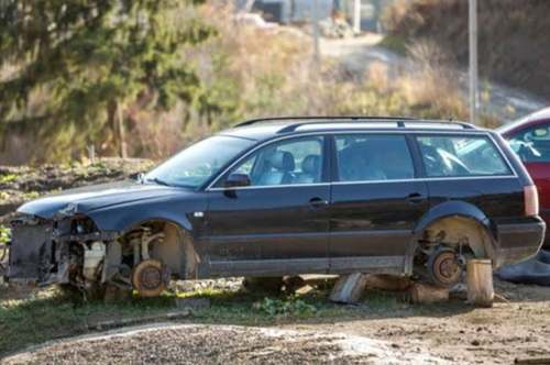 Junk Car Removal in Calgary & Airdrie